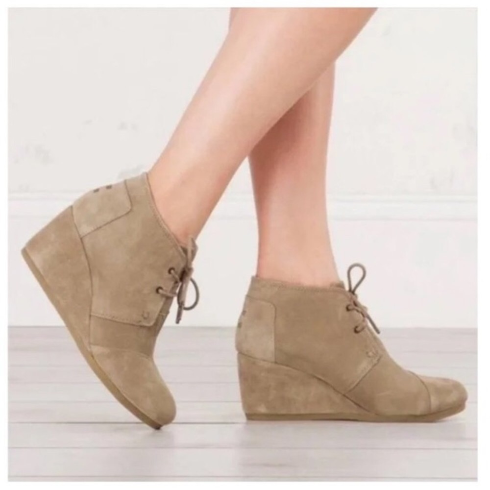 Toms Desert Wedge Taupe Suede Booties